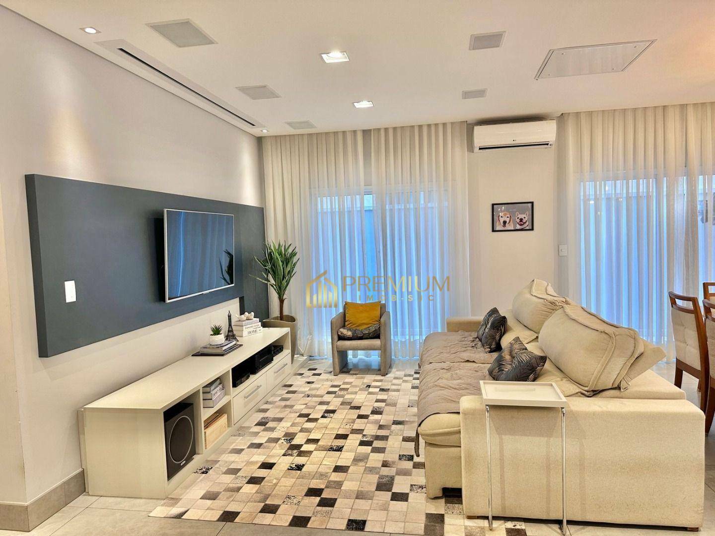 Sobrado à venda com 4 quartos, 315m² - Foto 4