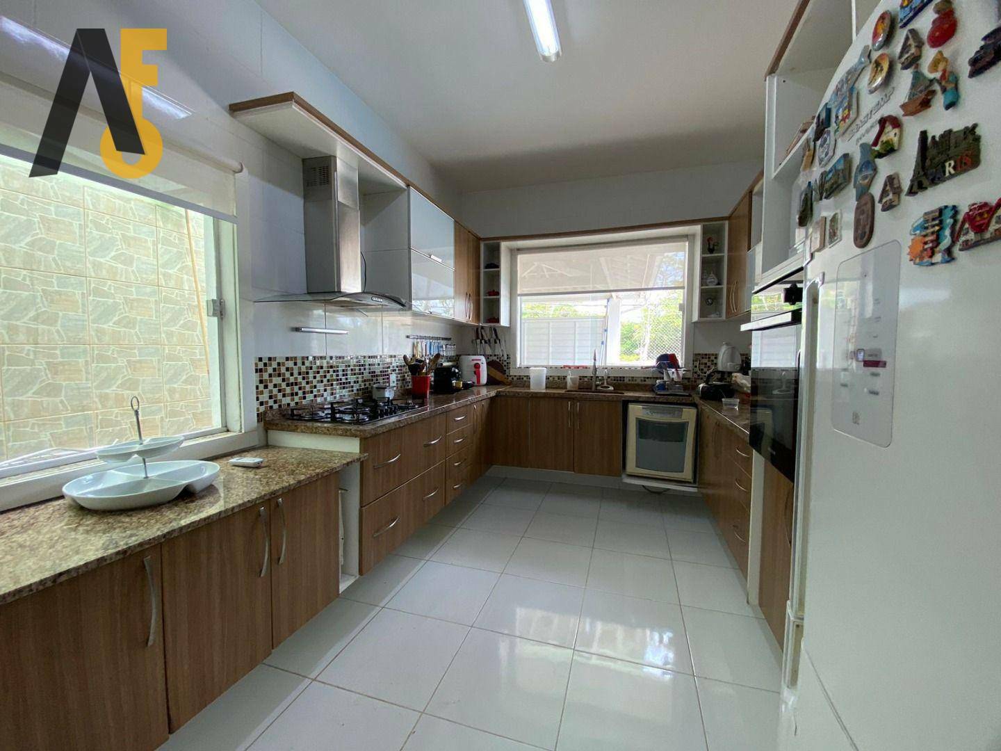 Casa de Condomínio à venda com 3 quartos, 173m² - Foto 12