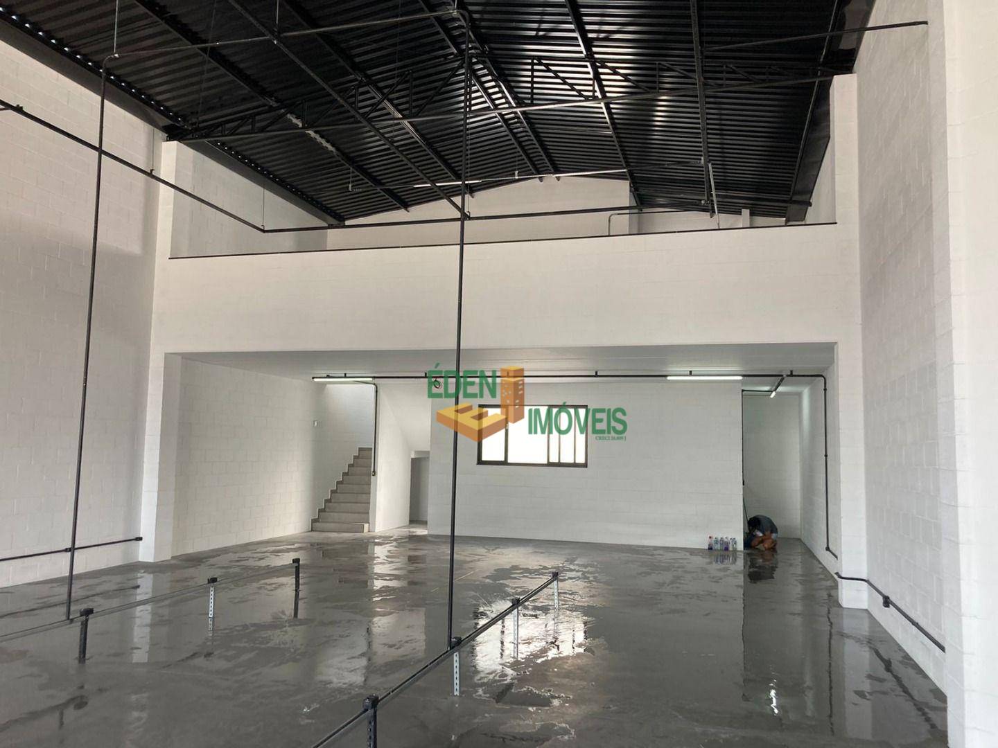 Depósito-Galpão-Armazém para alugar, 306m² - Foto 9