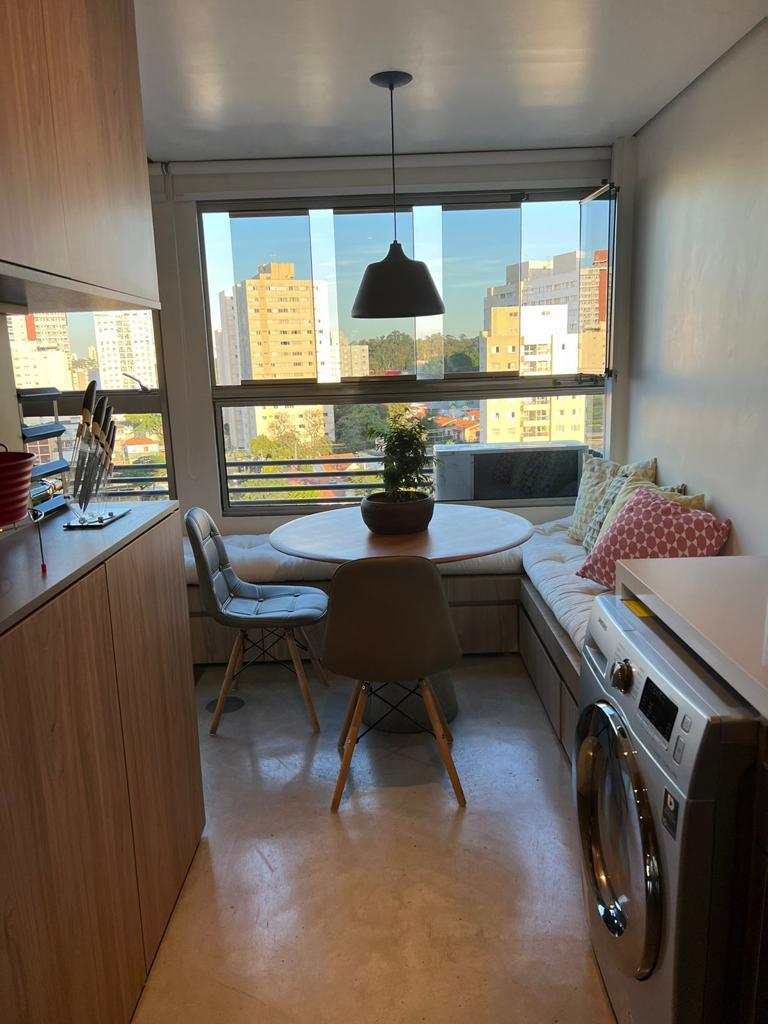 Apartamento à venda com 1 quarto, 70m² - Foto 2