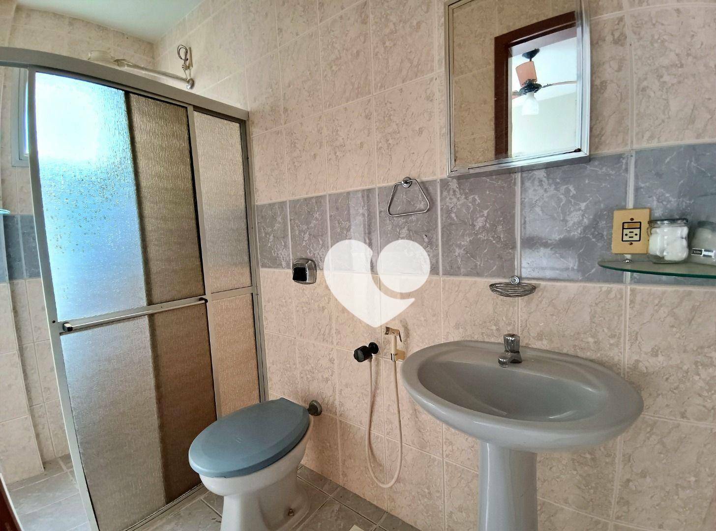 Apartamento à venda com 2 quartos, 70m² - Foto 11