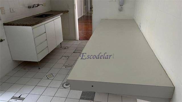 Apartamento à venda com 3 quartos, 97m² - Foto 8