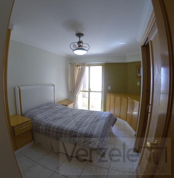 Apartamento à venda com 3 quartos, 157m² - Foto 21