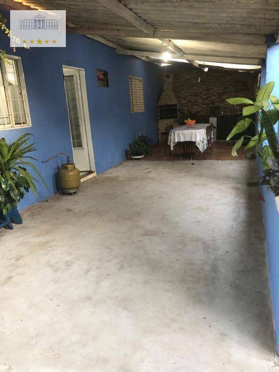 Casa à venda com 3 quartos, 1m² - Foto 13