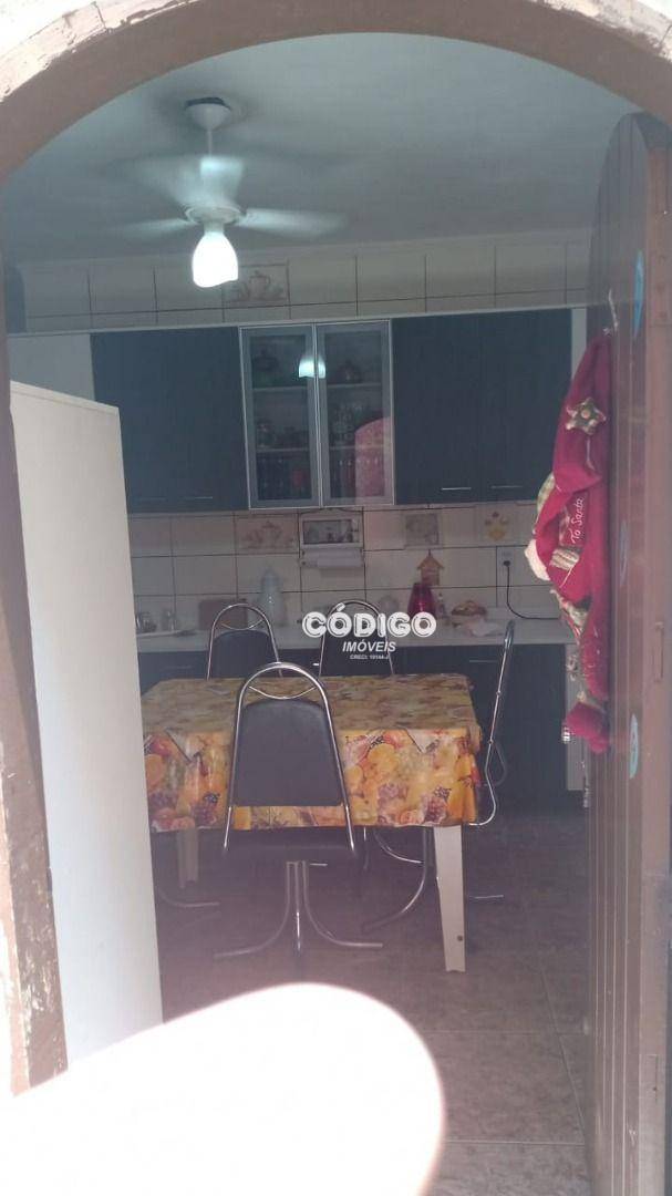 Sobrado à venda com 3 quartos, 400m² - Foto 3