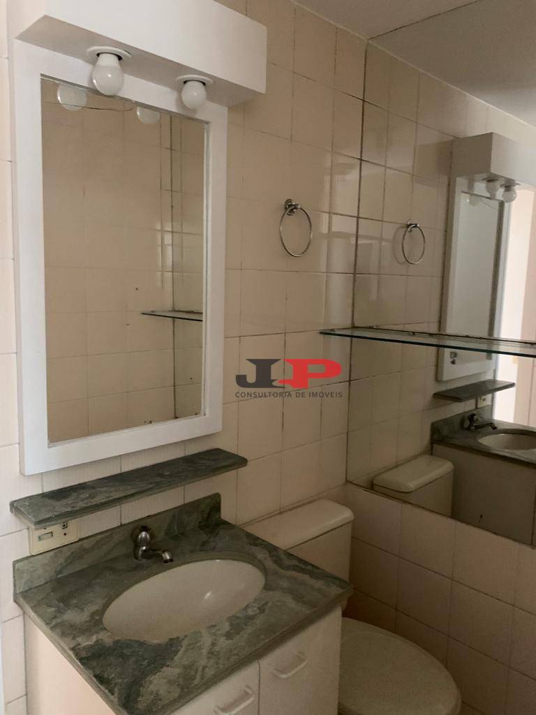 Apartamento para alugar com 3 quartos, 70m² - Foto 18