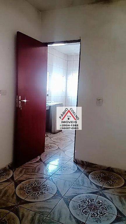 Sobrado à venda com 2 quartos, 200m² - Foto 6