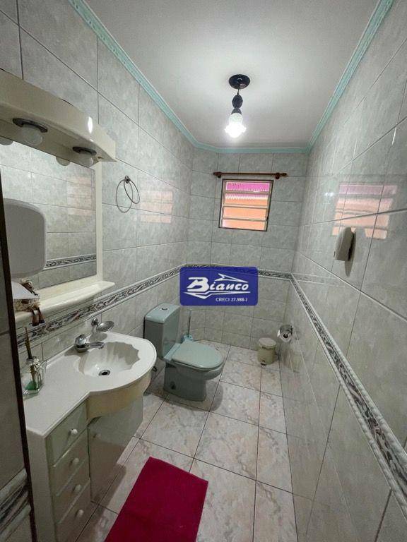 Sobrado à venda com 3 quartos, 205m² - Foto 6