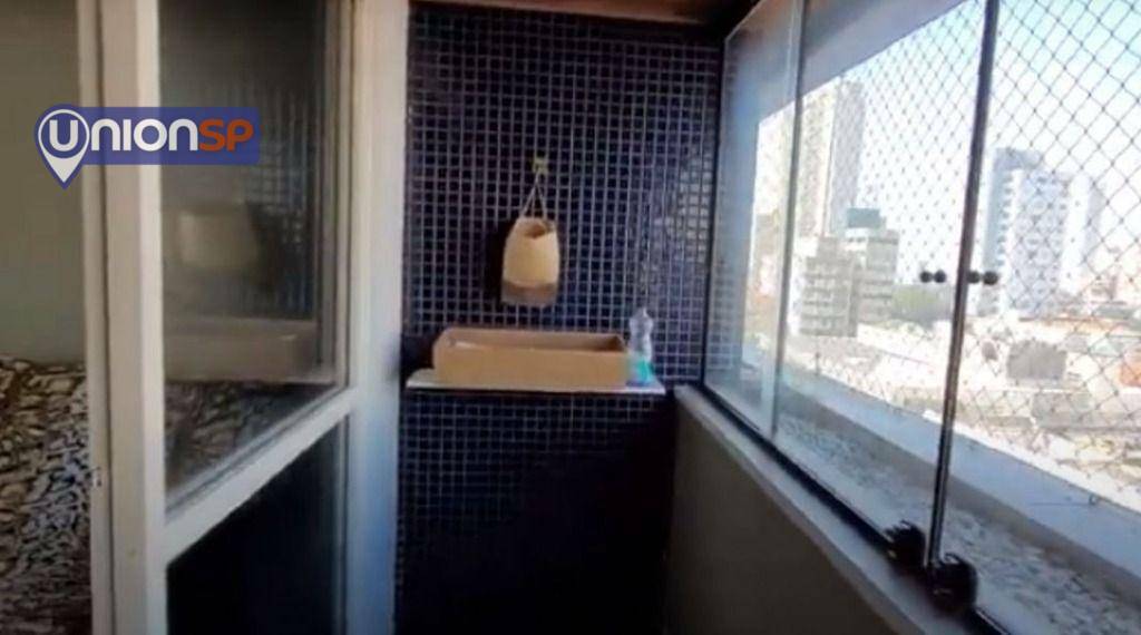 Apartamento à venda com 3 quartos, 77m² - Foto 2