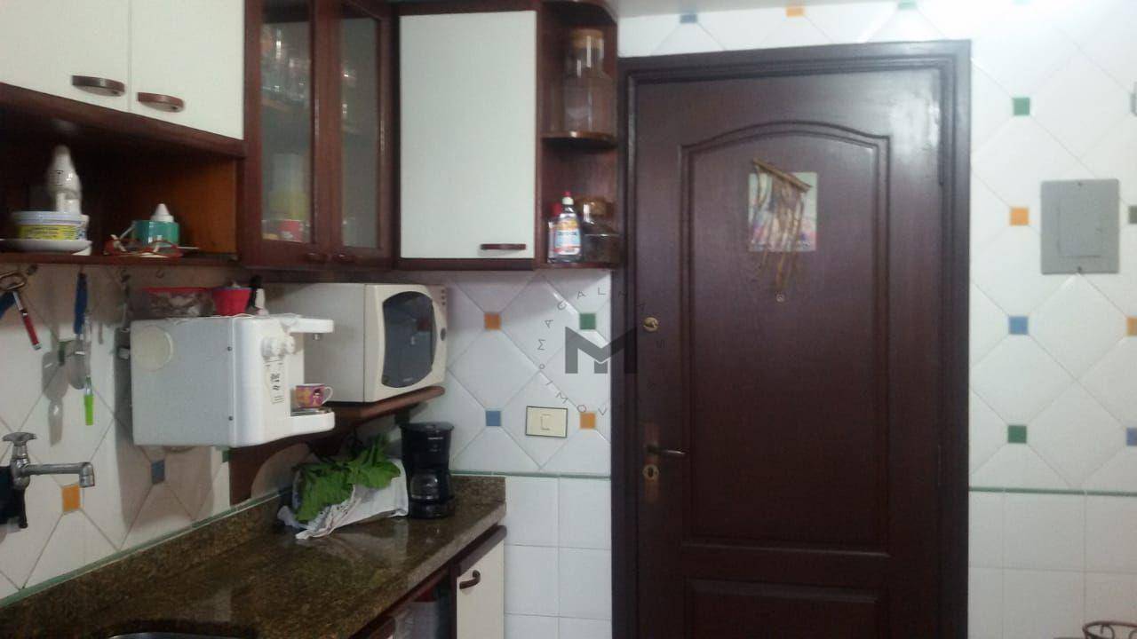 Apartamento à venda com 2 quartos, 85m² - Foto 17