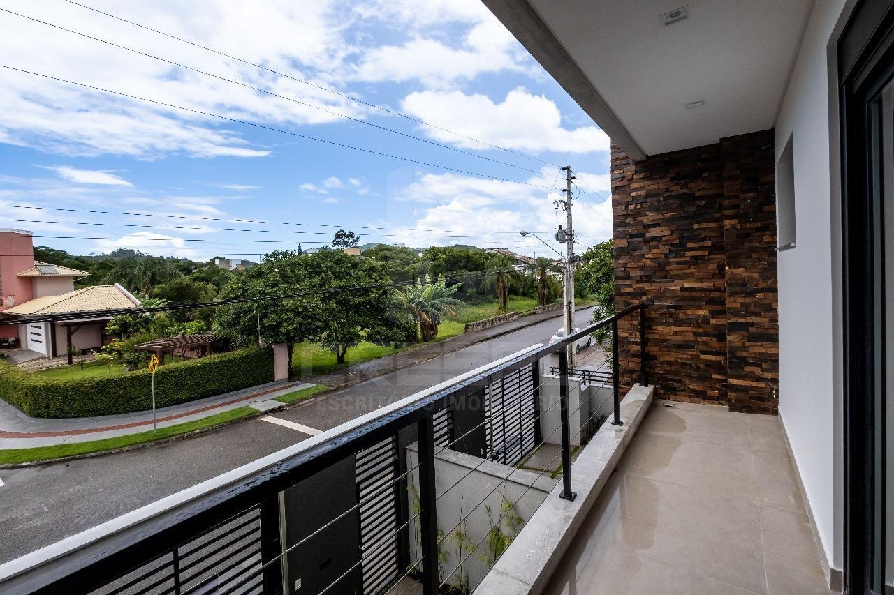 Sobrado à venda com 3 quartos, 234m² - Foto 4