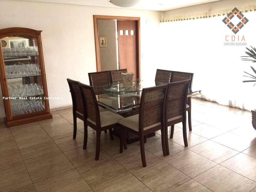 Casa à venda com 6 quartos, 600m² - Foto 23