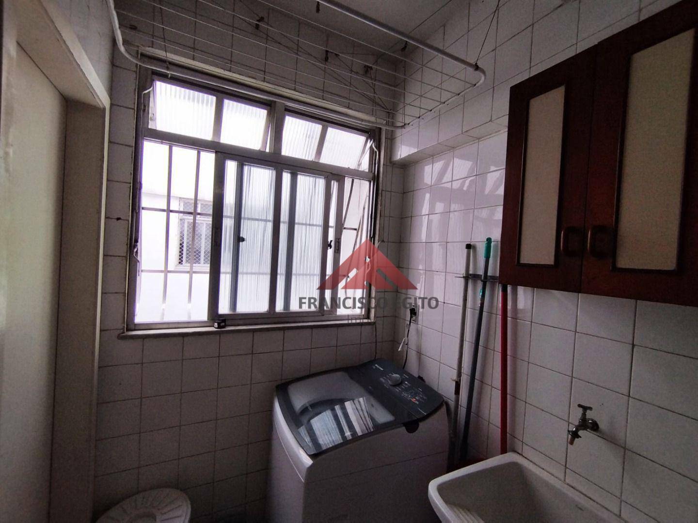 Apartamento à venda com 3 quartos, 75m² - Foto 11