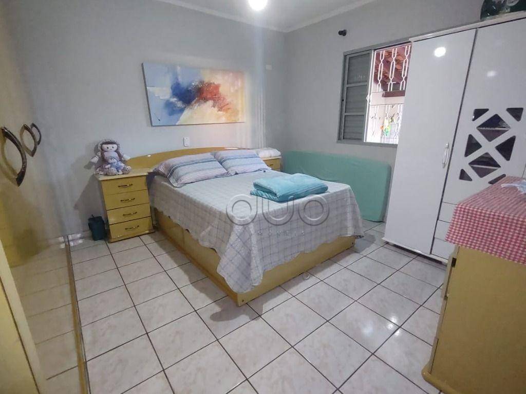 Casa à venda com 3 quartos, 215m² - Foto 13