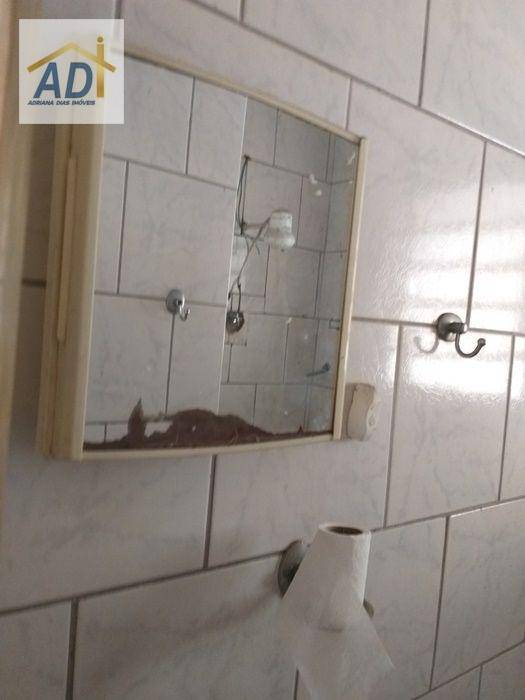 Casa à venda e aluguel com 2 quartos, 60m² - Foto 13
