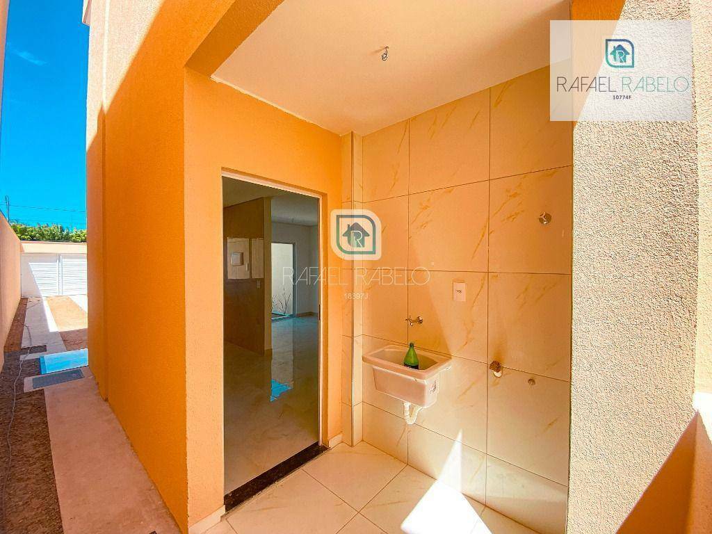 Casa à venda com 3 quartos, 93m² - Foto 4