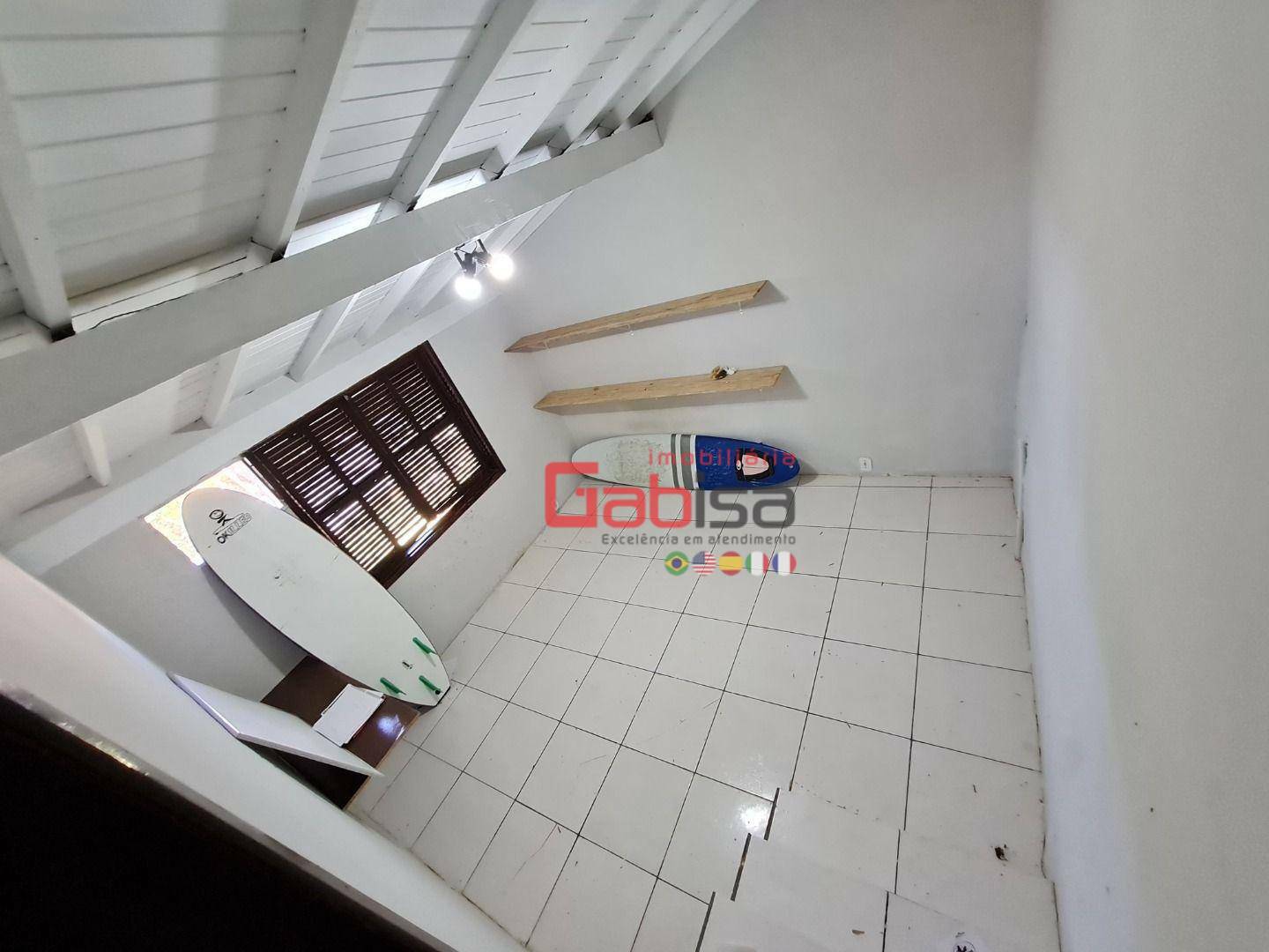 Casa à venda com 4 quartos, 300m² - Foto 5