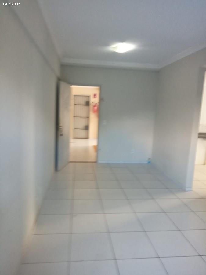 Apartamento à venda com 2 quartos, 57m² - Foto 14