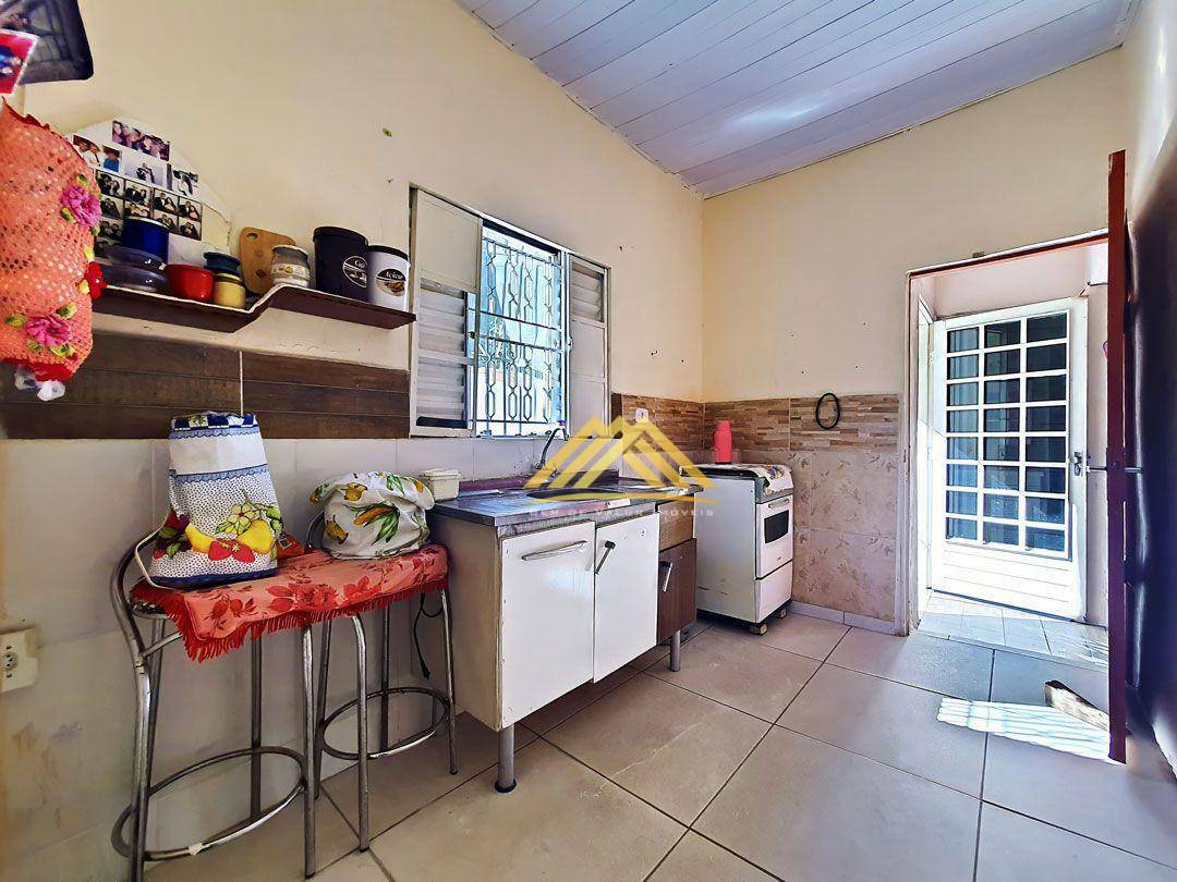 Casa à venda com 3 quartos, 62m² - Foto 16