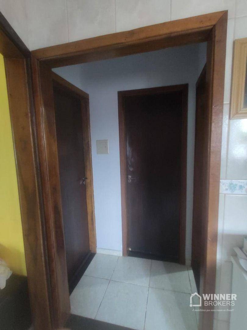 Casa à venda com 2 quartos, 115m² - Foto 8