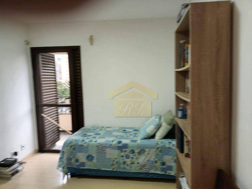 Apartamento à venda com 3 quartos, 129m² - Foto 8