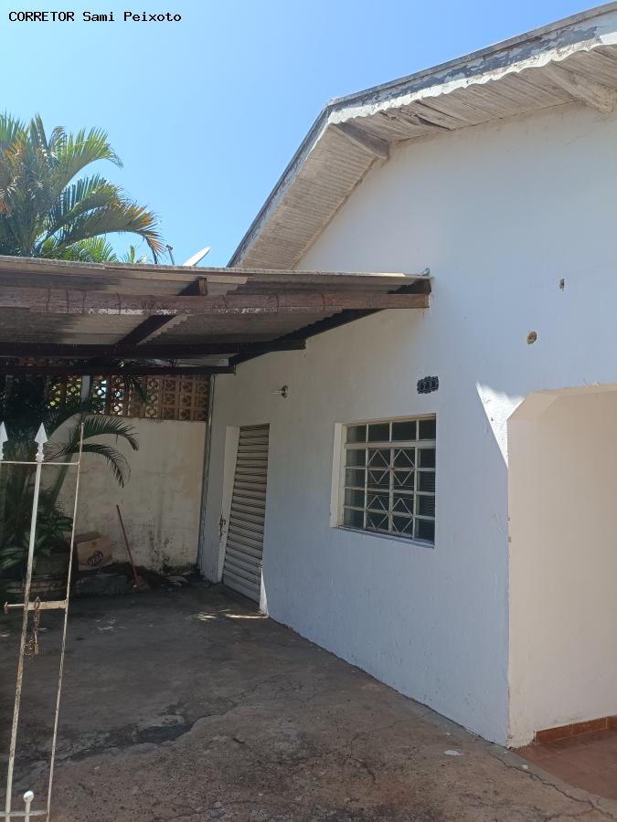 Casa à venda com 2 quartos, 60m² - Foto 13