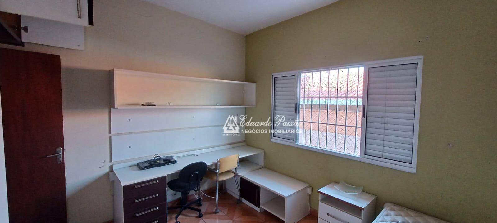 Casa à venda com 3 quartos, 250m² - Foto 20