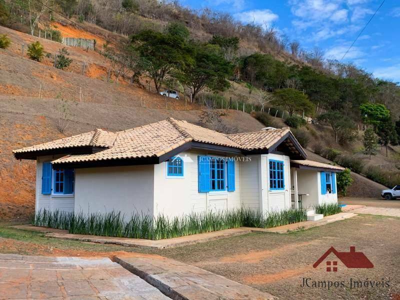 Casa à venda com 3 quartos, 2395M2 - Foto 1