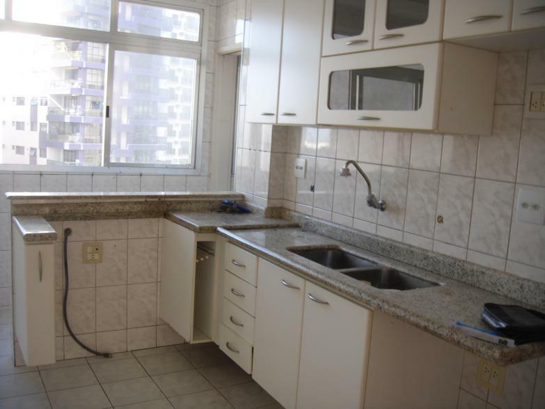 Apartamento à venda com 3 quartos, 90m² - Foto 8