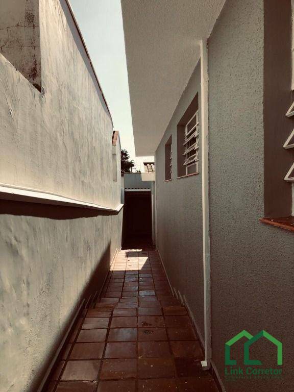 Casa à venda com 3 quartos, 190m² - Foto 16