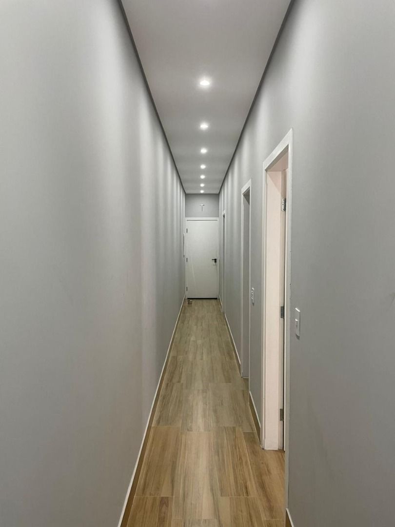 Casa à venda com 2 quartos, 210m² - Foto 13