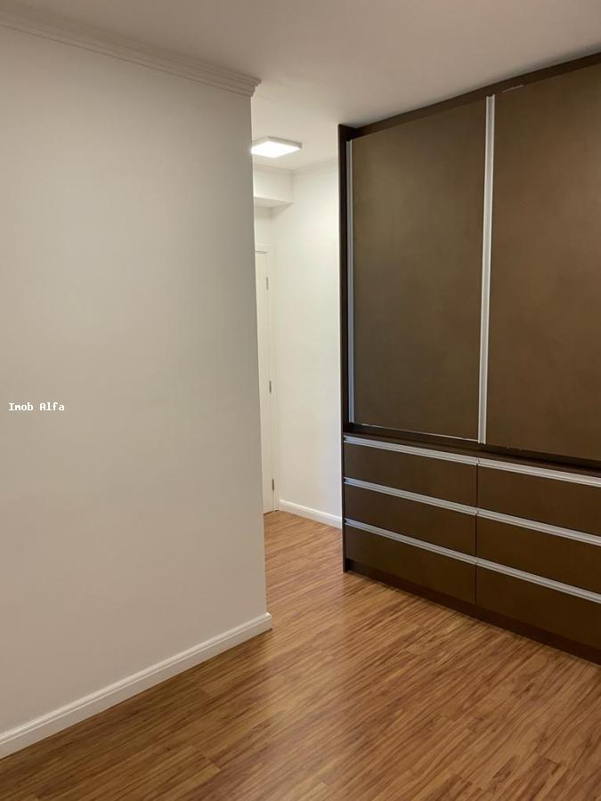 Apartamento para alugar com 3 quartos, 70m² - Foto 9