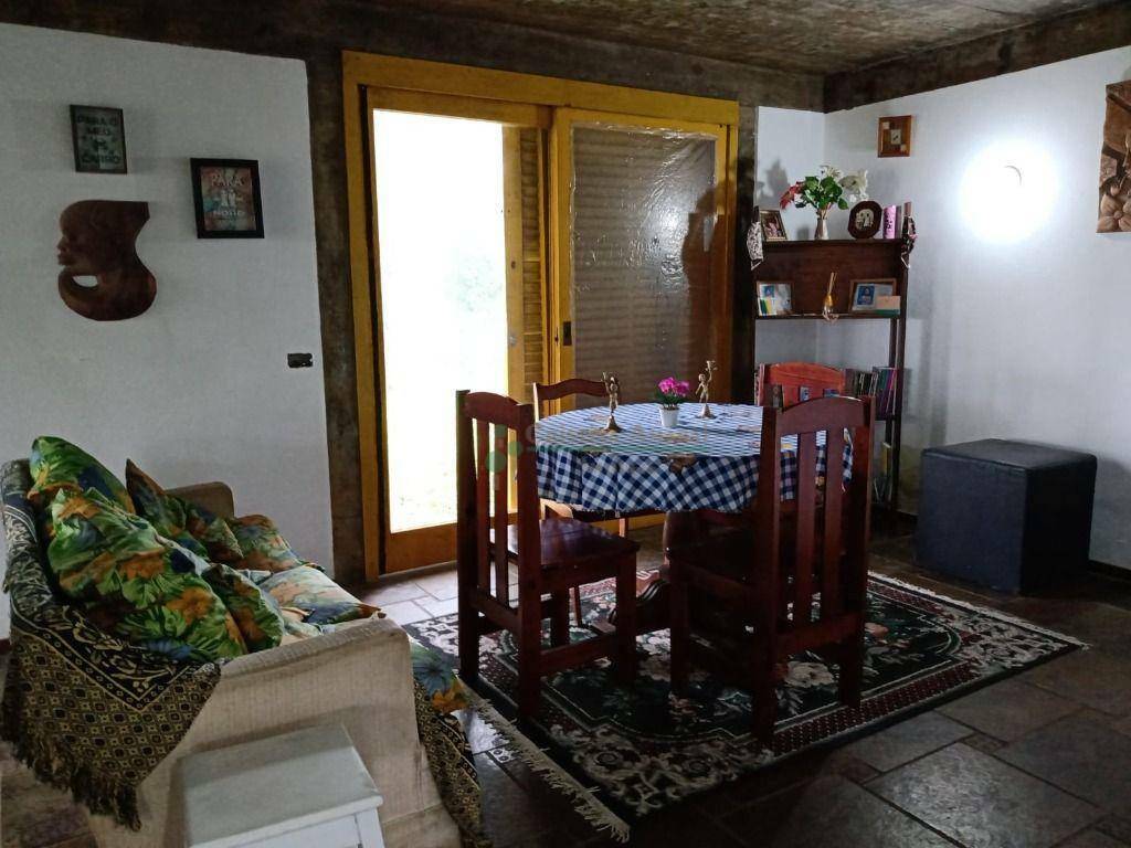 Casa à venda com 3 quartos, 196m² - Foto 21