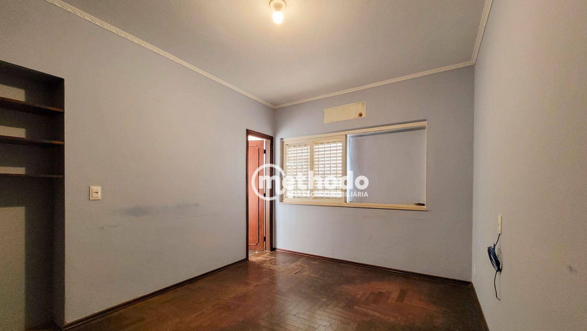 Casa à venda com 4 quartos, 269m² - Foto 29