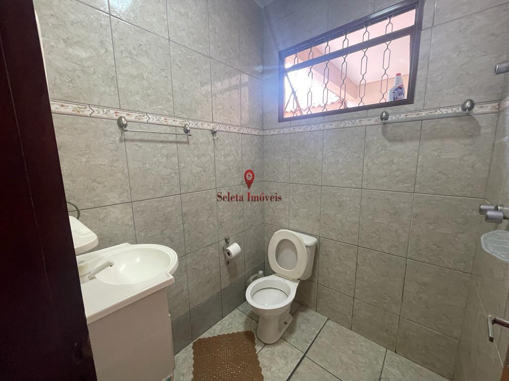 Casa à venda com 4 quartos, 140m² - Foto 26