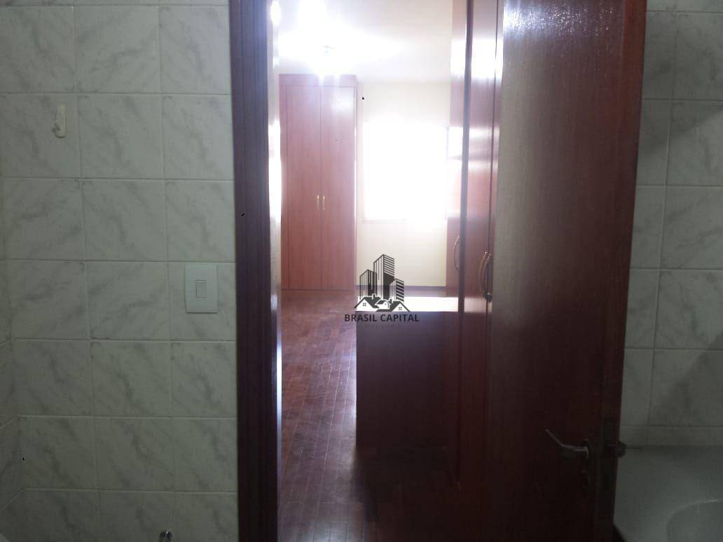 Apartamento à venda com 3 quartos, 147m² - Foto 20