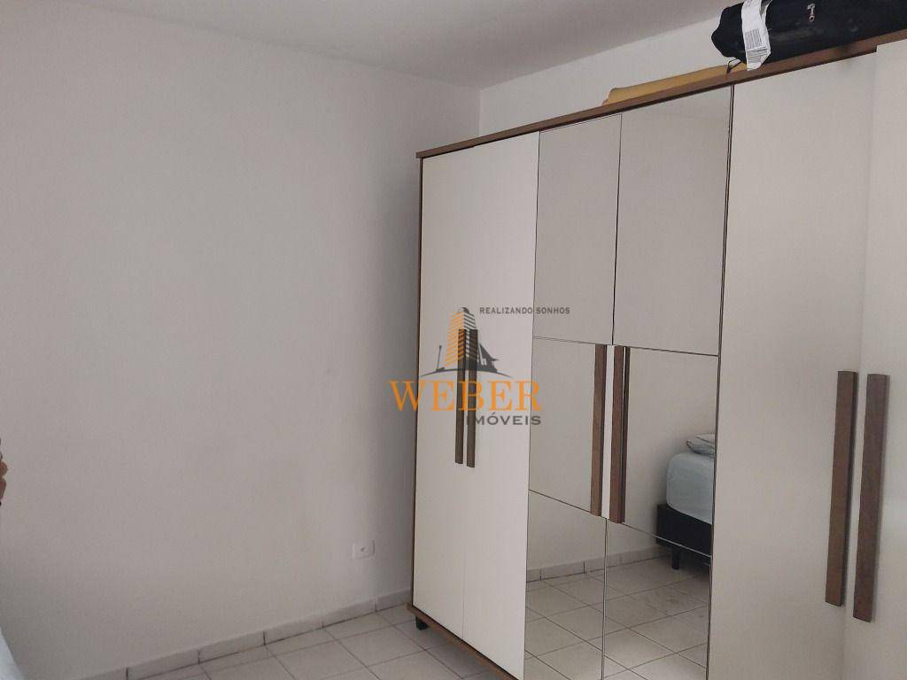 Casa à venda com 2 quartos, 290m² - Foto 13