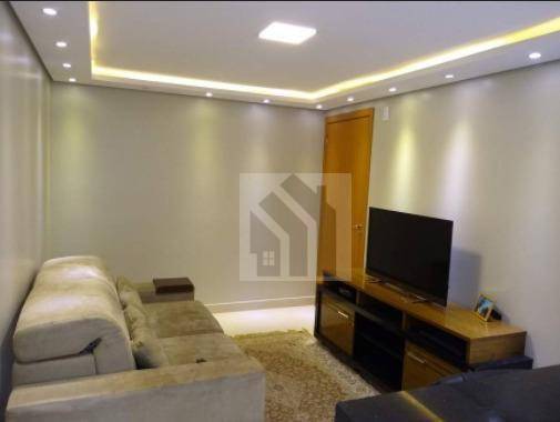 Apartamento à venda com 2 quartos, 62m² - Foto 1