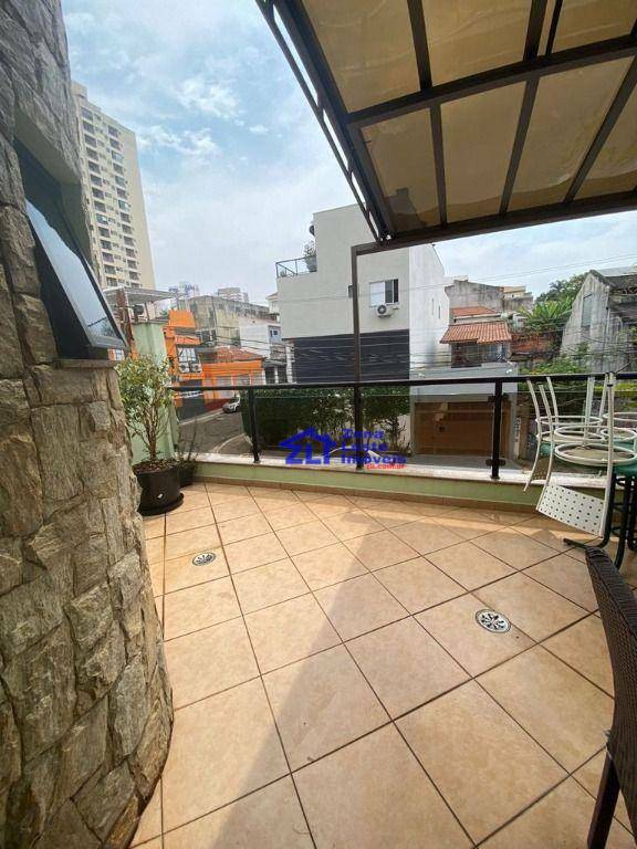 Sobrado à venda com 3 quartos, 180m² - Foto 2