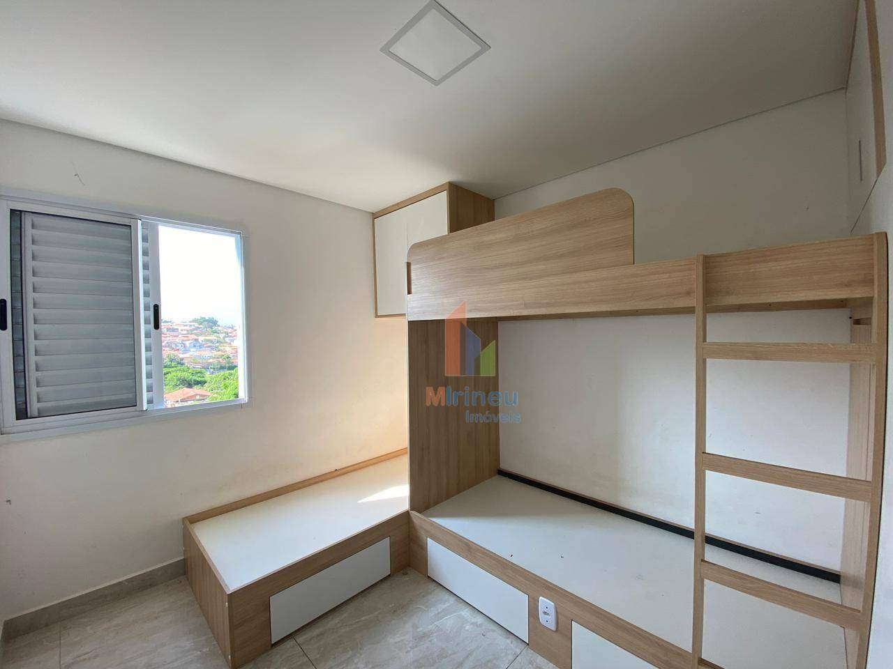 Apartamento para alugar com 2 quartos, 65m² - Foto 6