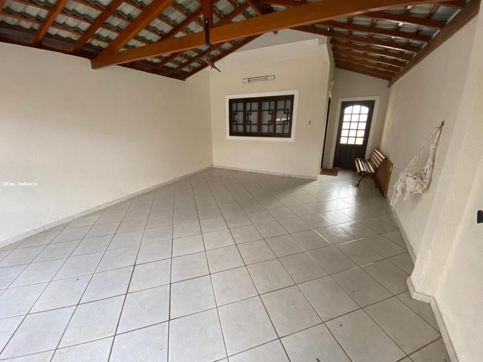 Casa à venda com 3 quartos, 130m² - Foto 15