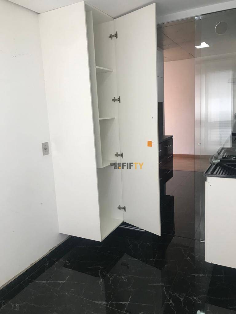 Apartamento para alugar com 2 quartos, 70m² - Foto 3