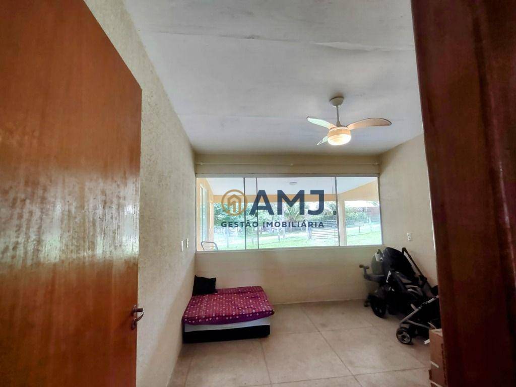 Chácara à venda com 4 quartos, 250m² - Foto 23