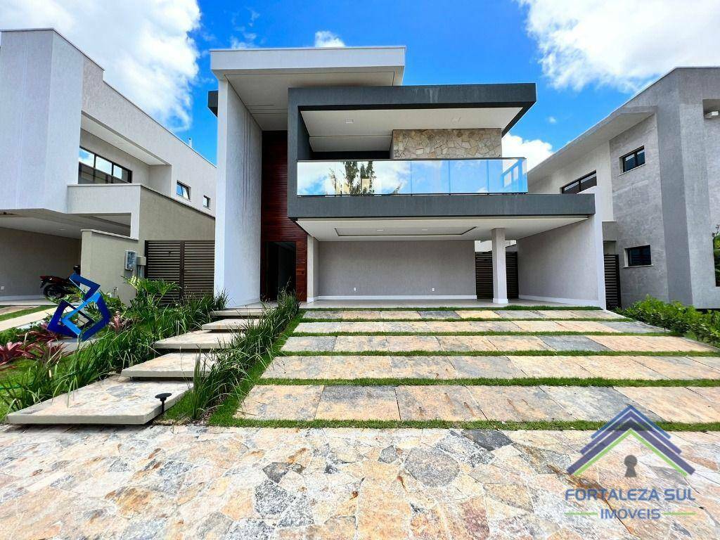 Casa de Condomínio à venda com 4 quartos, 325m² - Foto 1