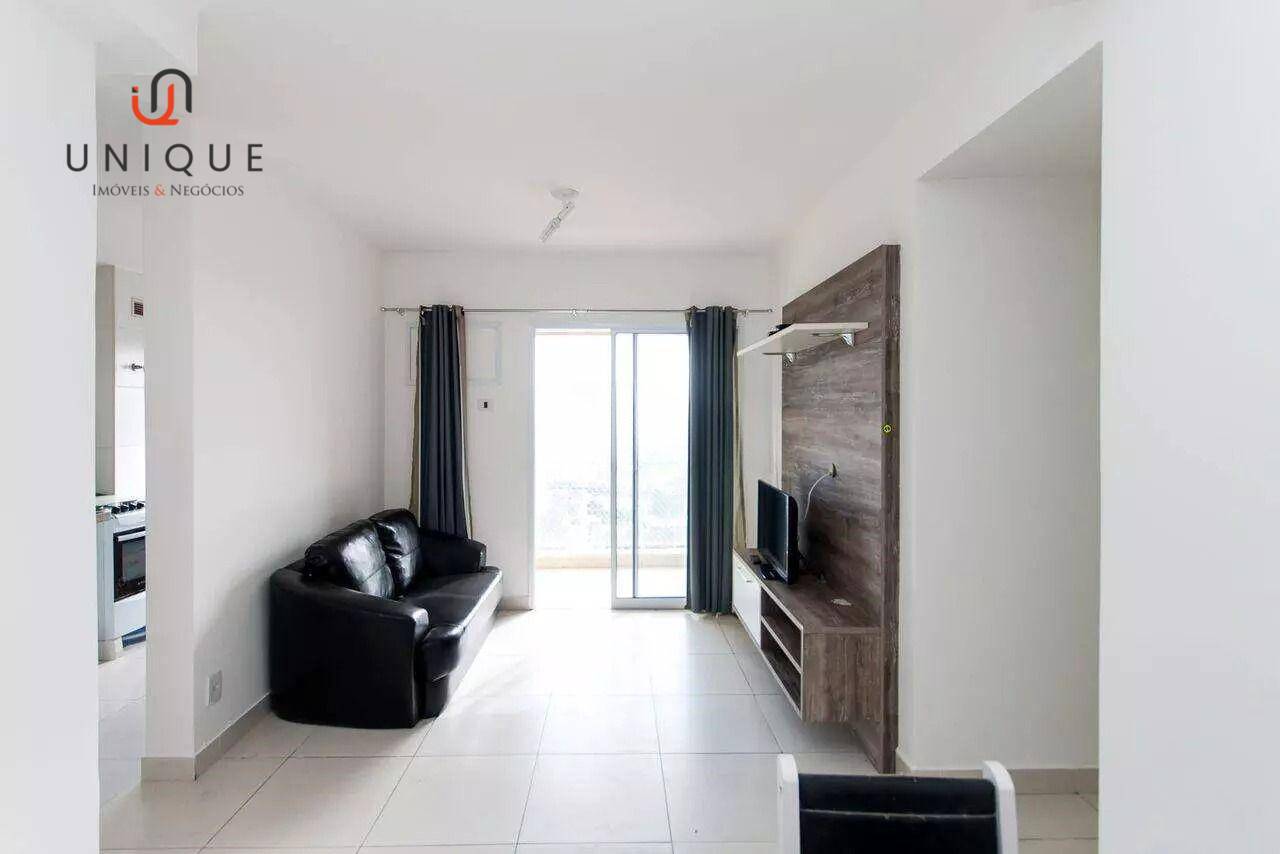Apartamento para alugar com 2 quartos, 65m² - Foto 5