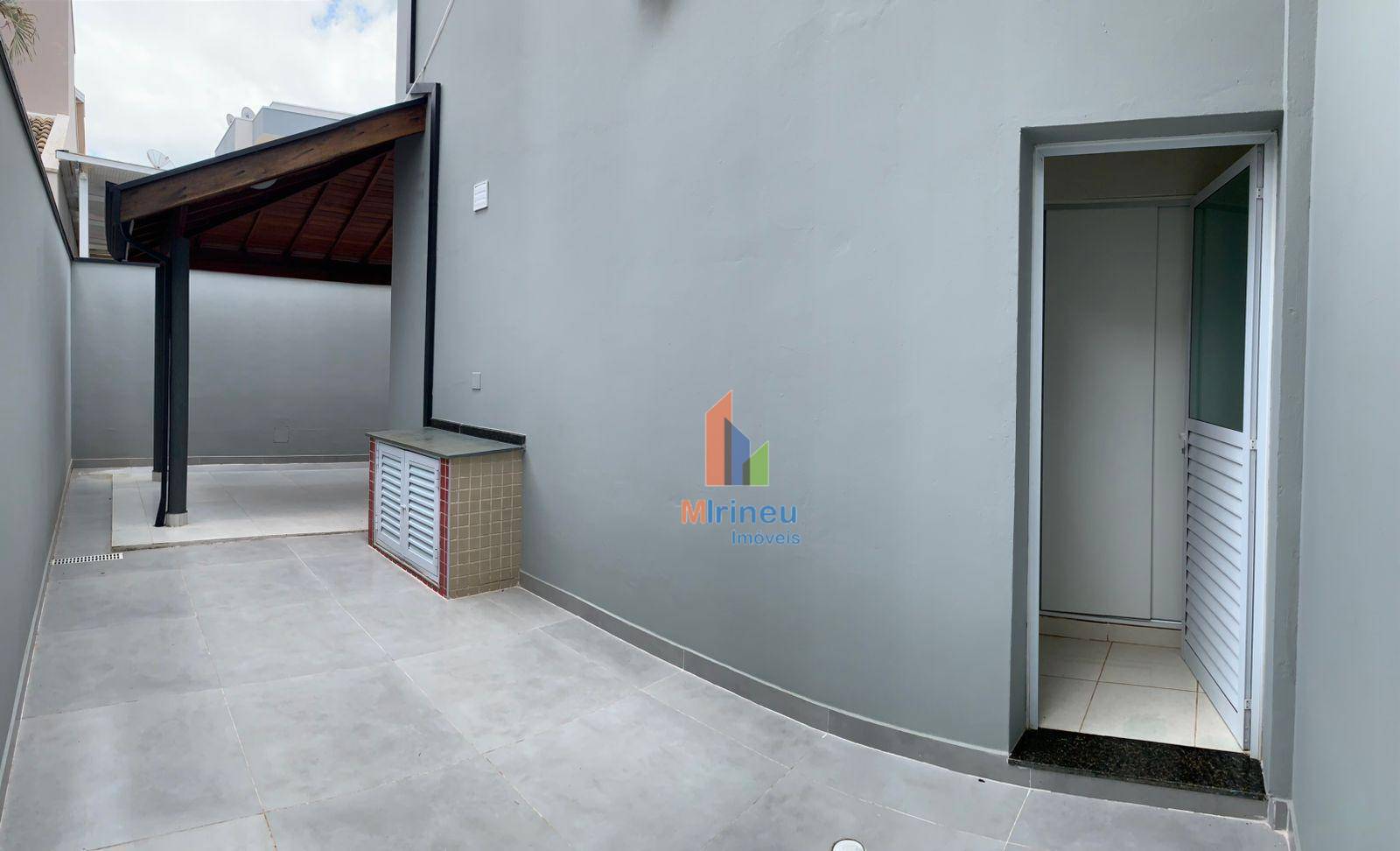 Casa de Condomínio à venda com 3 quartos, 236m² - Foto 18