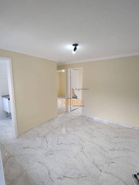 Apartamento à venda com 2 quartos, 46m² - Foto 5