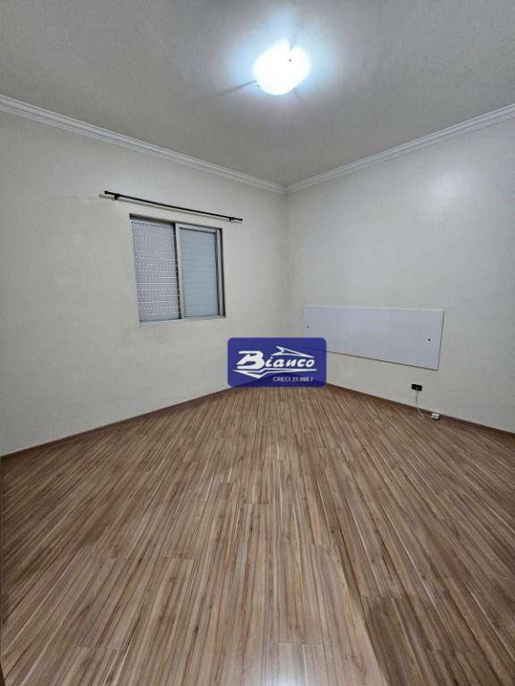 Apartamento à venda com 3 quartos, 75m² - Foto 6