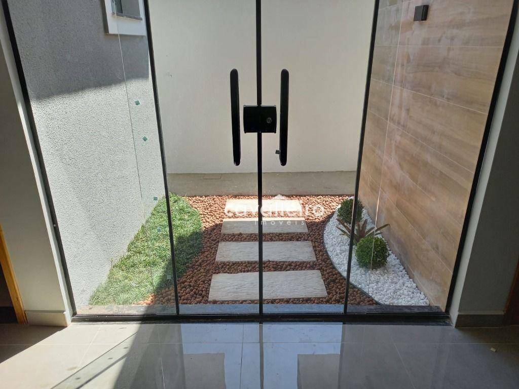 Casa à venda com 2 quartos, 88m² - Foto 4