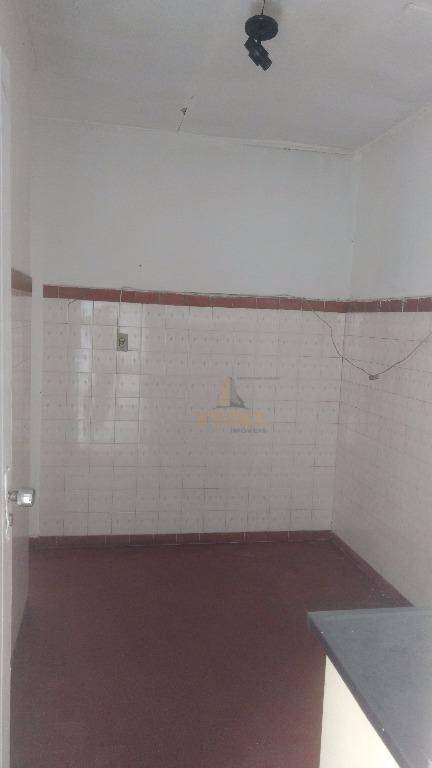 Casa à venda com 2 quartos, 150m² - Foto 17